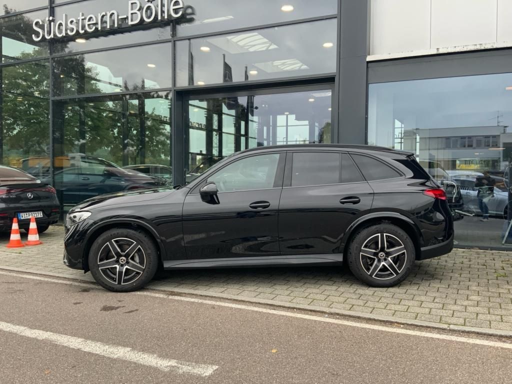 Mercedes-Benz GLC 300 4M AMG+AMBIENTE+DISTRO+MEMORY+NIGHTP.