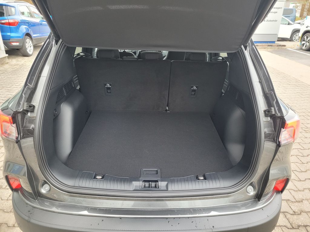 Ford Kuga 2.0 EcoBlue Aut. TITANIUM - Samsaru's Car Outlet
