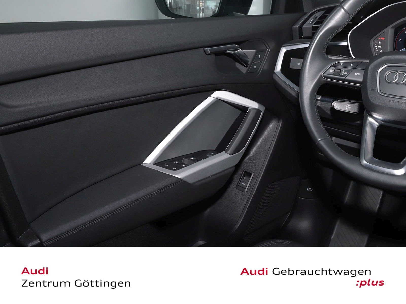 Audi Q3 40 TDI quattro S tronic - Samsaru's Car Outlet