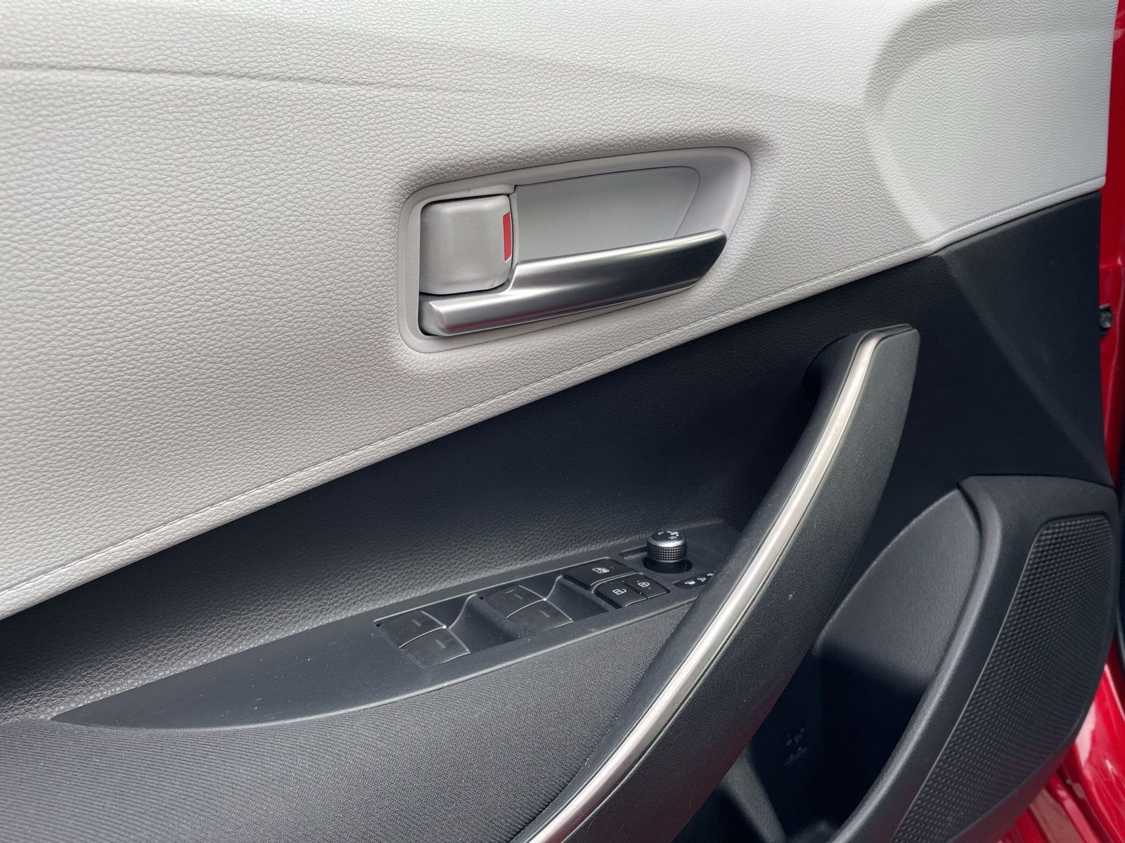 Toyota Corolla 2.0 Hybrid Club - Samsaru's Car Outlet