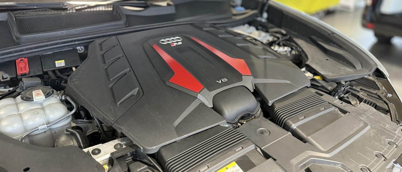 Audi RSQ8 Carbon Pak.+Standheiz 305 km/h+Keramik+B&O