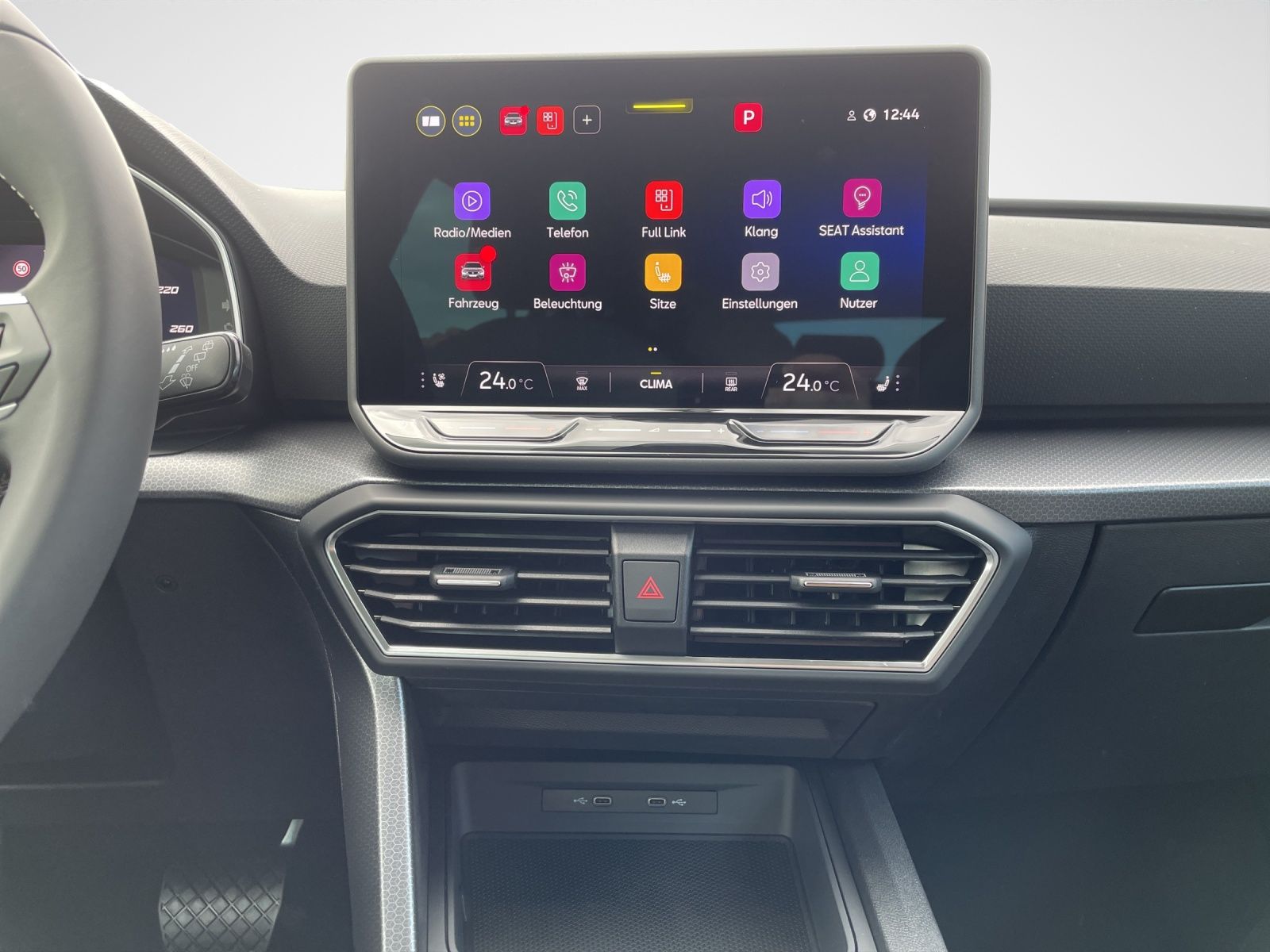 Seat Leon Sportstourer 1.5 eTSI DSG Style Edition  AH