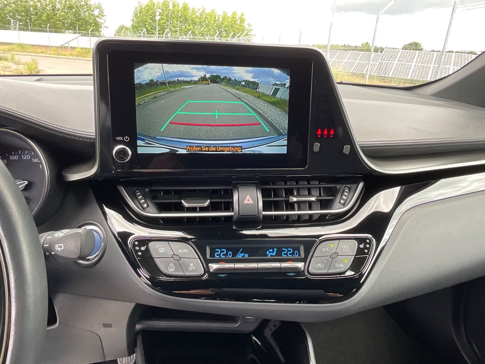 Toyota C-HR Hybrid - Samsaru's Car Outlet