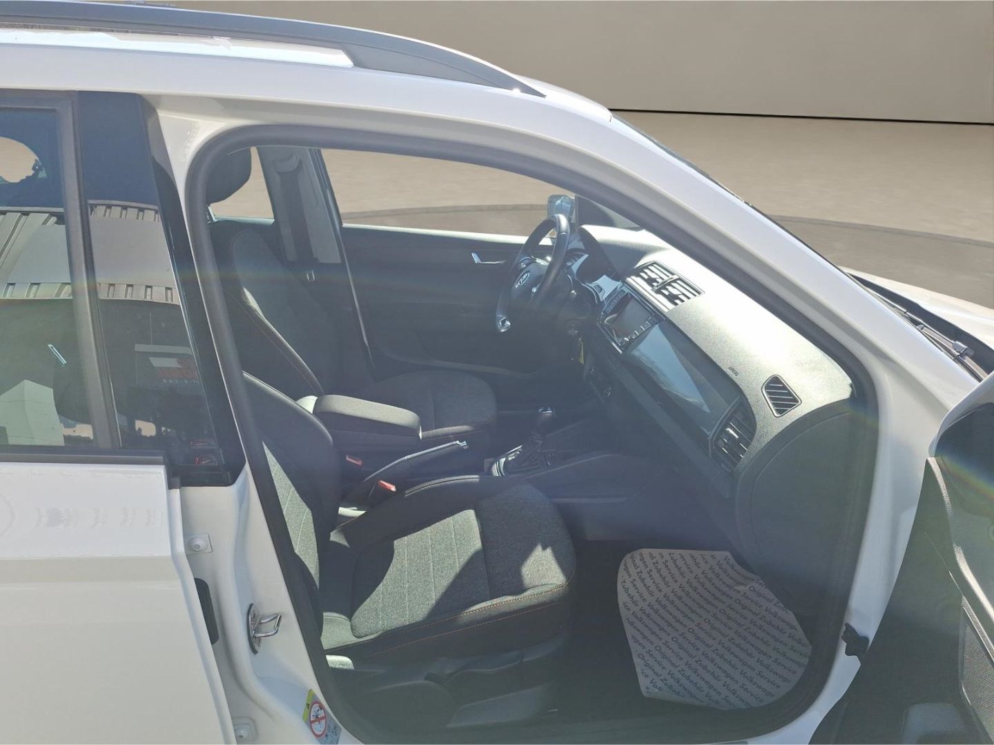 Skoda Fabia Combi 1.0 TSI DSG - Samsaru's Car Outlet