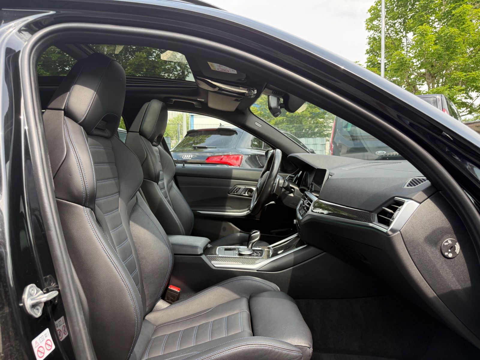 BMW 330 e xDrive M Sport - Samsaru's Car Outlet