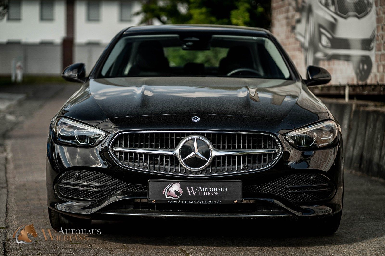 Mercedes-Benz C 180 Lim. Avantgarde - Samsaru's Car Outlet