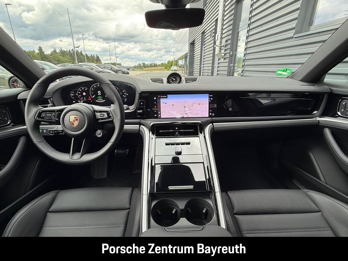 Porsche Panamera 4 S E-Hybrid *verfügbar ab 03.12.2025*