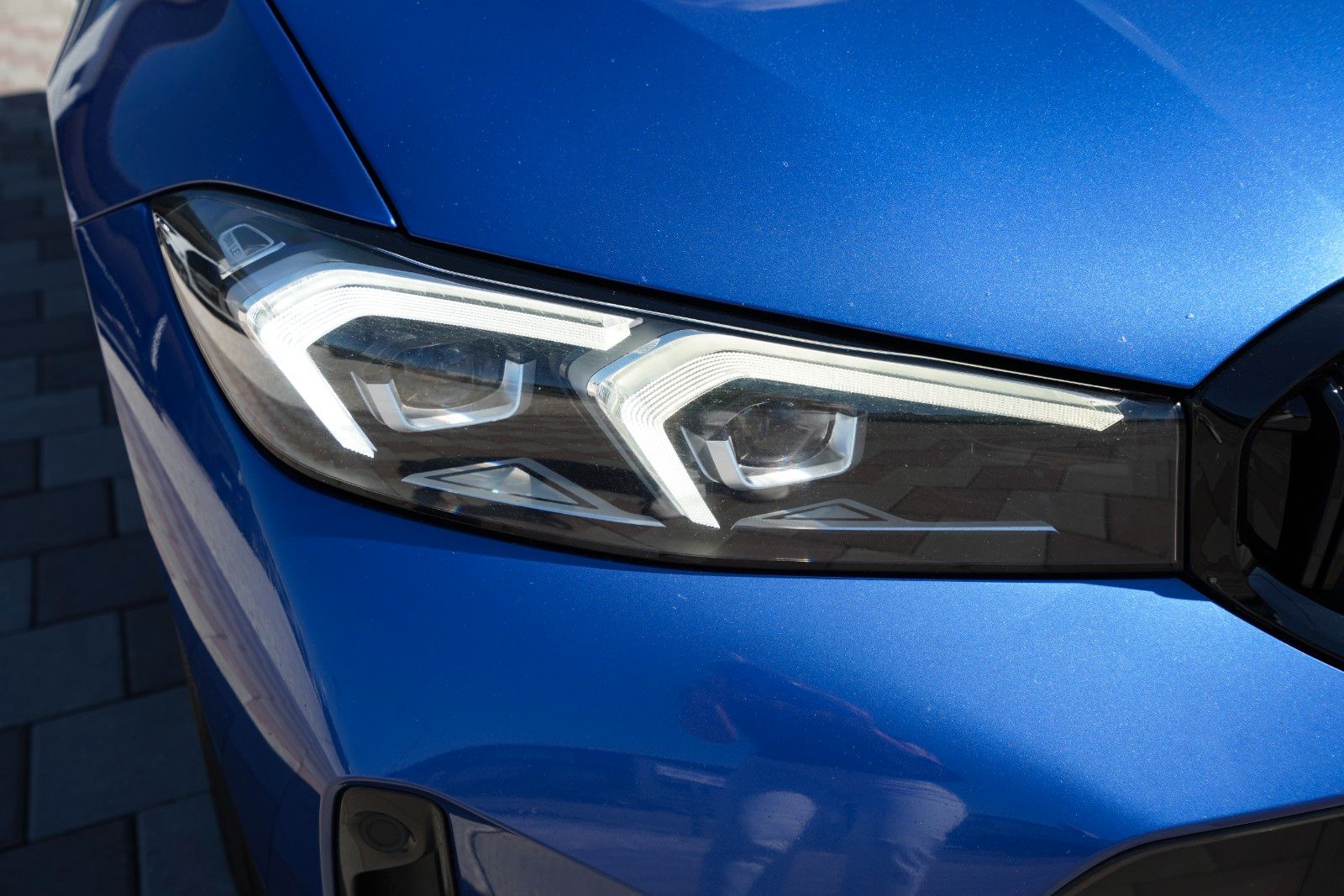 BMW 320d xDrive M Sport - Samsaru's Car Outlet