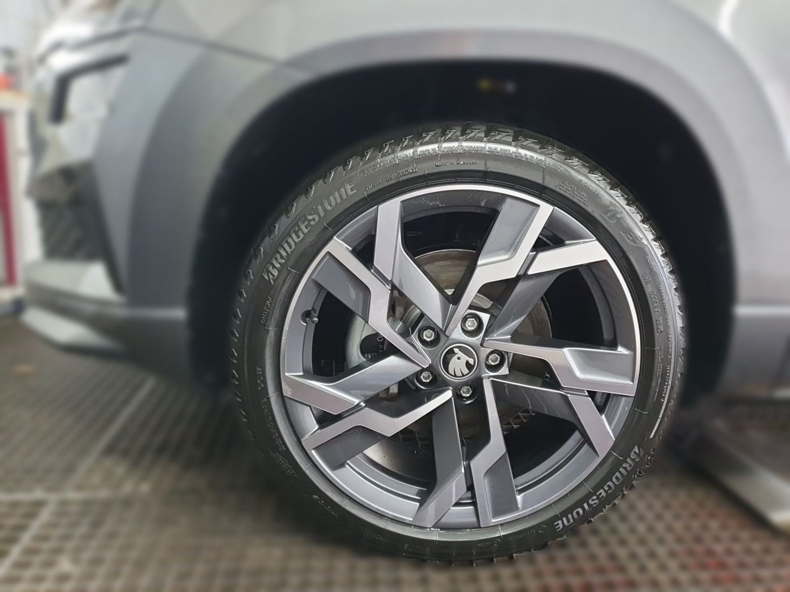 Skoda KAROQ 2.0 TSI 4x4 DSG Sportline Panodach AHK