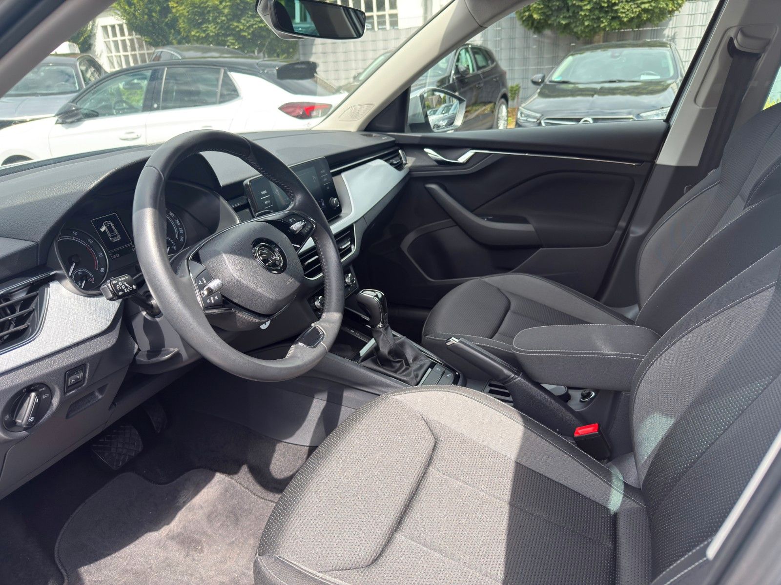 Skoda Kamiq - Samsaru's Car Outlet