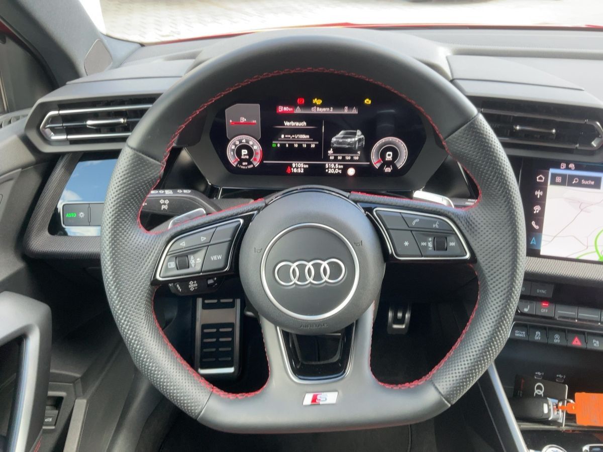 Audi A3 Sportback 35 TFSI S-TR ADVANCED - Samsaru's Car Outlet