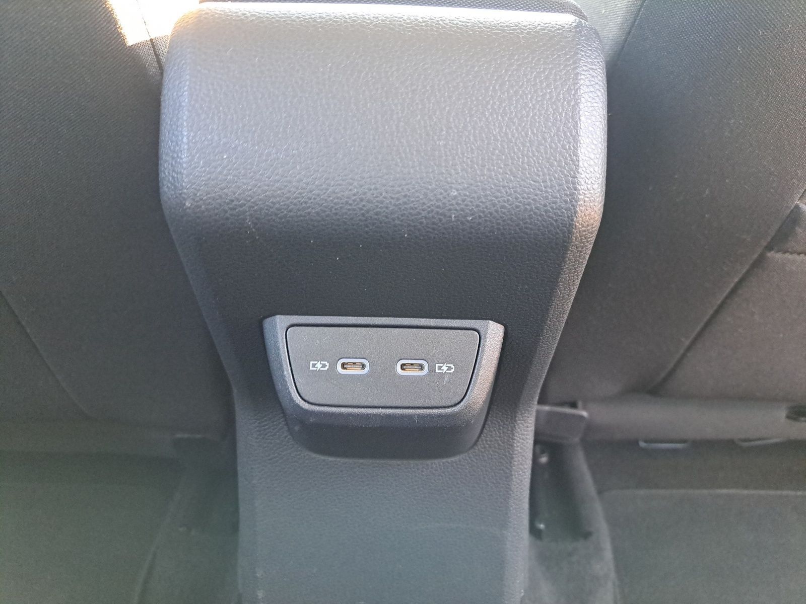 Volkswagen Taigo Style 1.5 TSI - Samsaru's Car Outlet