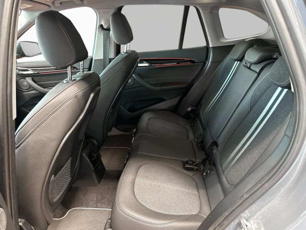 BMW X1 xDrive25i Aut. Sport Line - Samsaru's Car Outlet