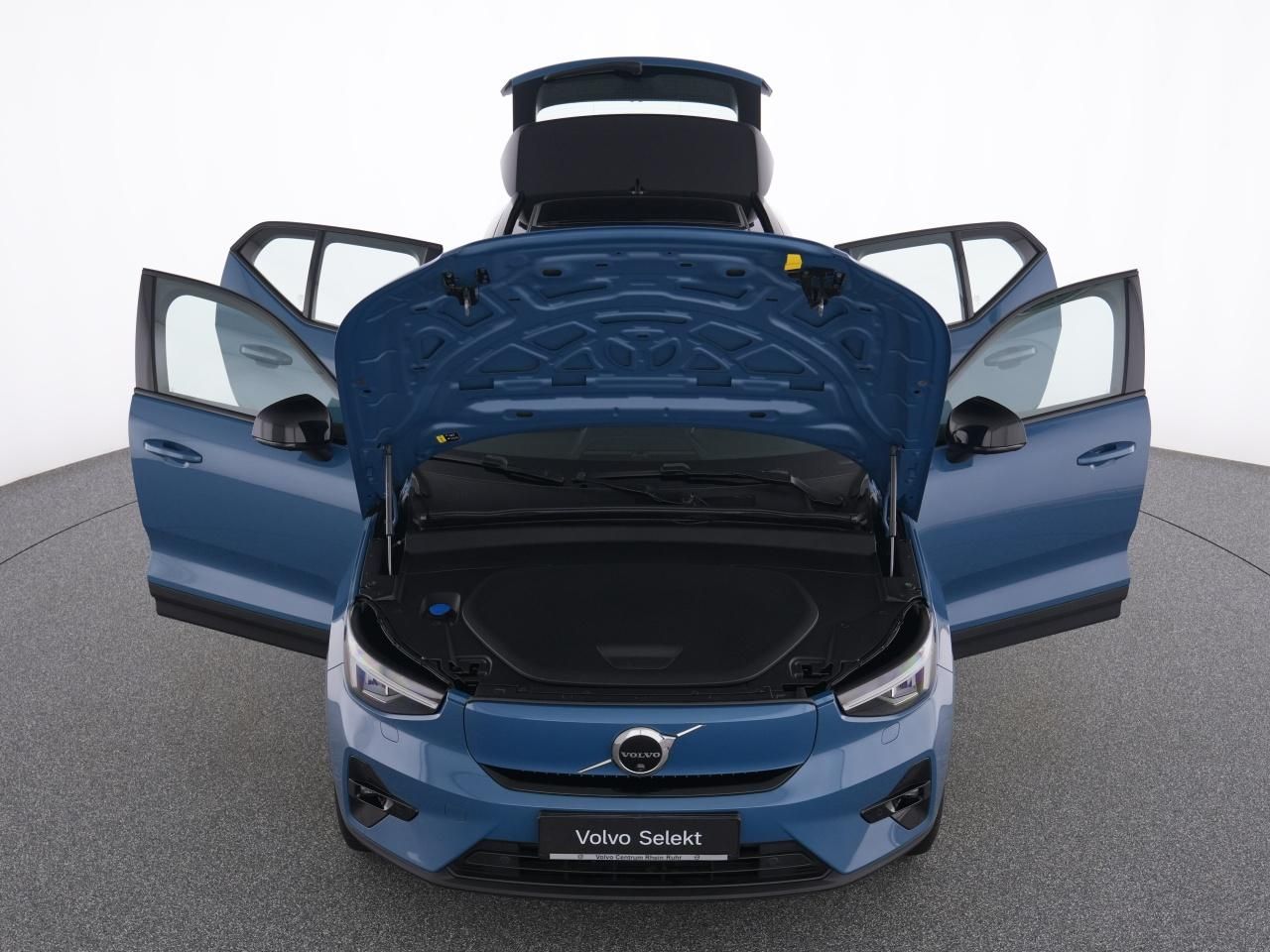 Volvo XC40 PURE ELECTRIC ULTIMATE AHK+LM 20''+MET+360°