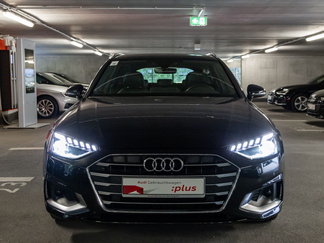Audi A4 Avant 35 TDI advanced S line - Samsaru's Car Outlet