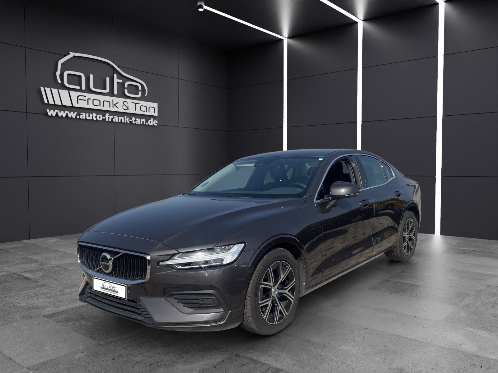 Volvo S60 Lim. Plus Dark LED*CAM*Navi*Shzg