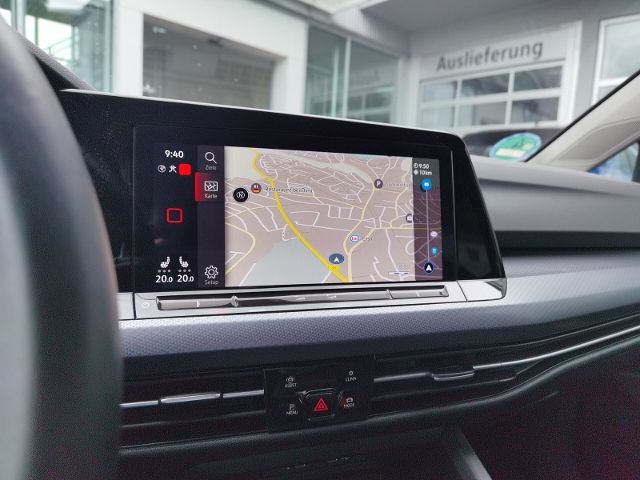 Volkswagen Golf 8 1.5 TSI BMT Active - Samsaru's Car Outlet