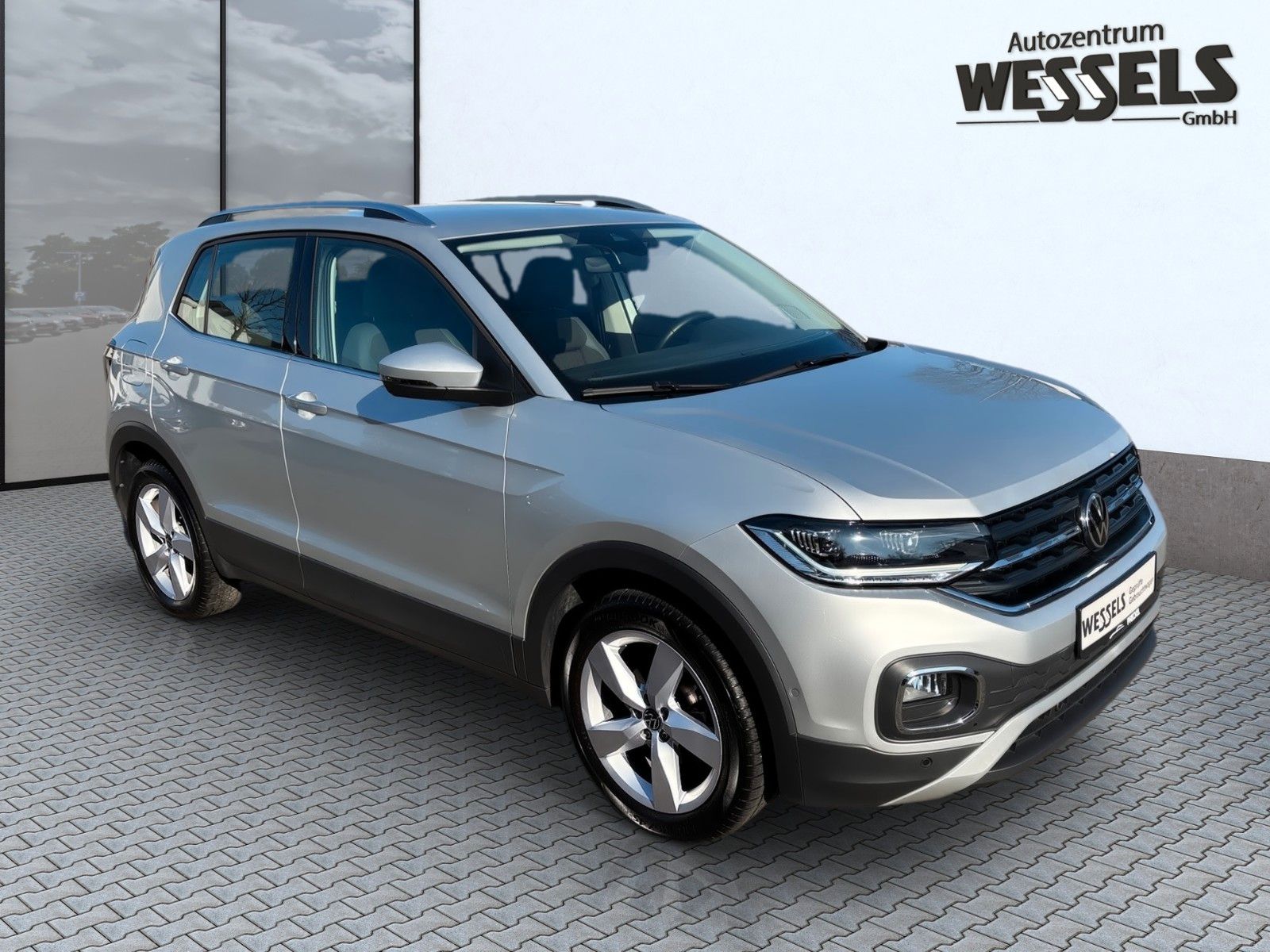 Volkswagen T-Cross Style - Samsaru's Car Outlet