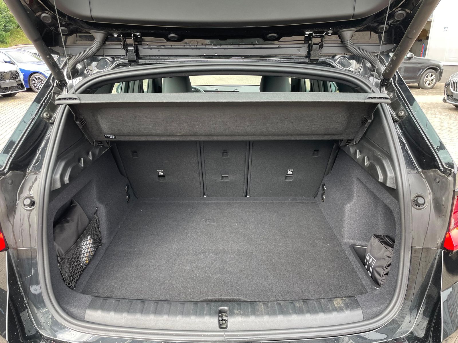 BMW X1 xDrive23d M Sportpaket - Samsaru's Car Outlet