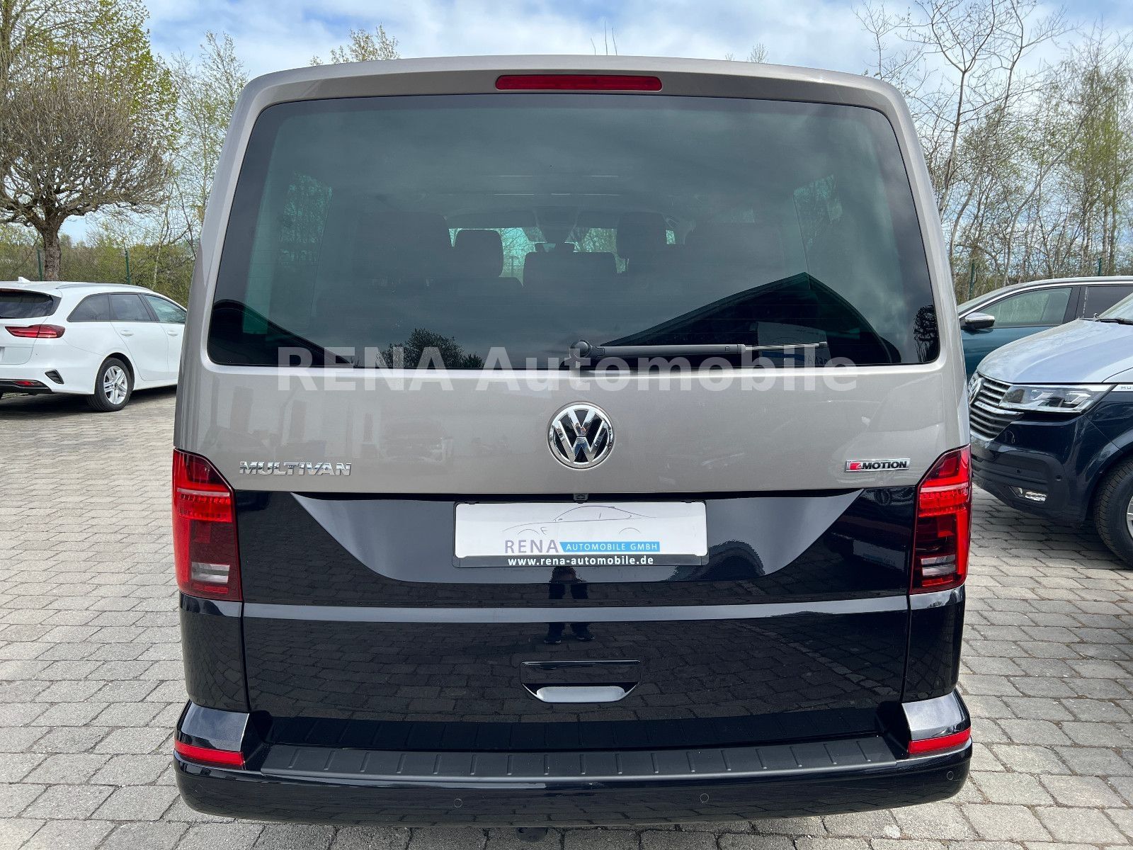 Volkswagen T6 Multivan 4motion - Samsaru's Car Outlet