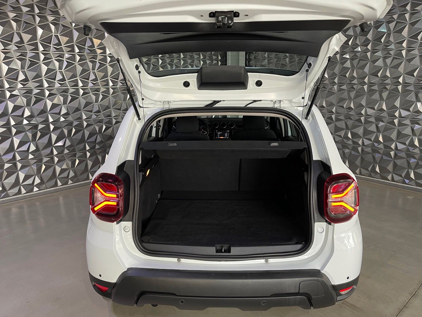 Dacia Duster II Comfort 4WD - Samsaru's Car Outlet