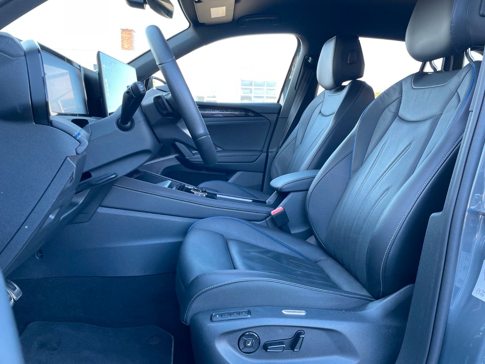 Volkswagen Tiguan 1.5 TSI eHybrid 200 kW R-Line Black Style