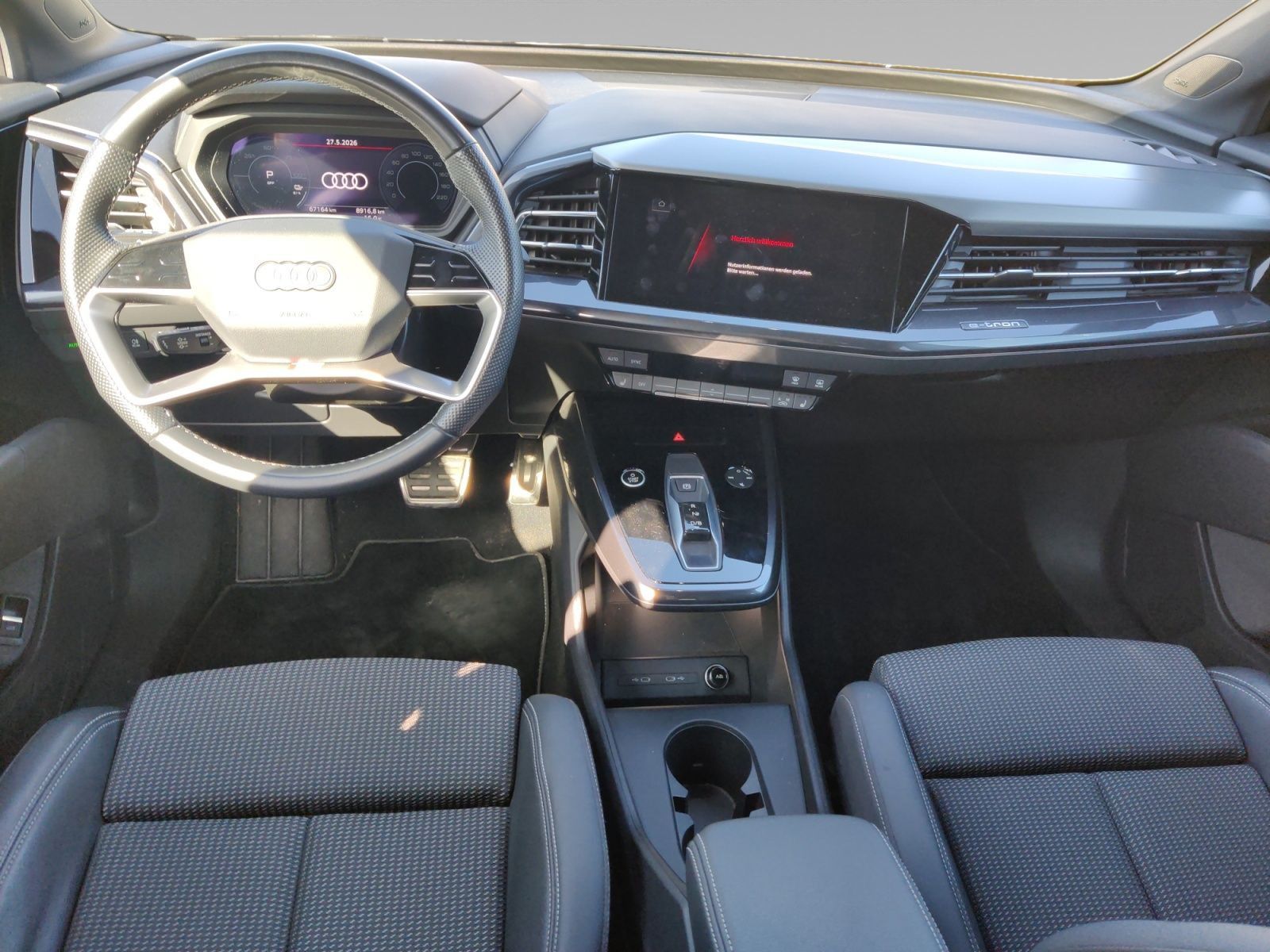 Audi Q4 45 e-tron quattro S line 77 kWh Sonos