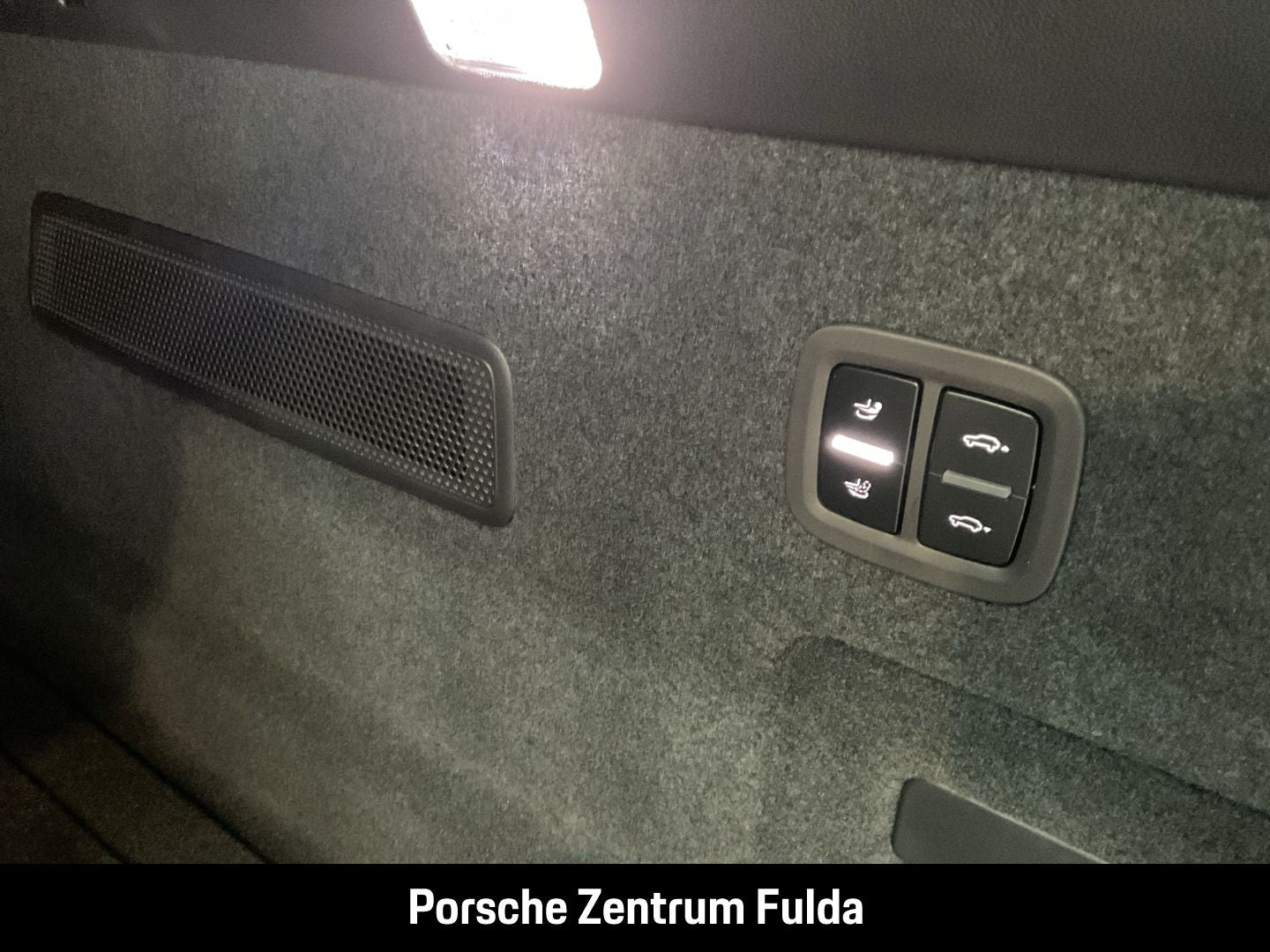 Porsche Cayenne BOSE Luftfederung Panorama Surround-View
