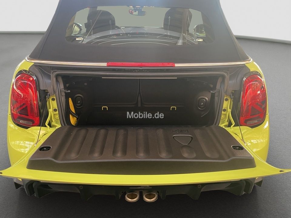 MINI JCW Cabrio JCW Trim Yours - Samsaru's Car Outlet