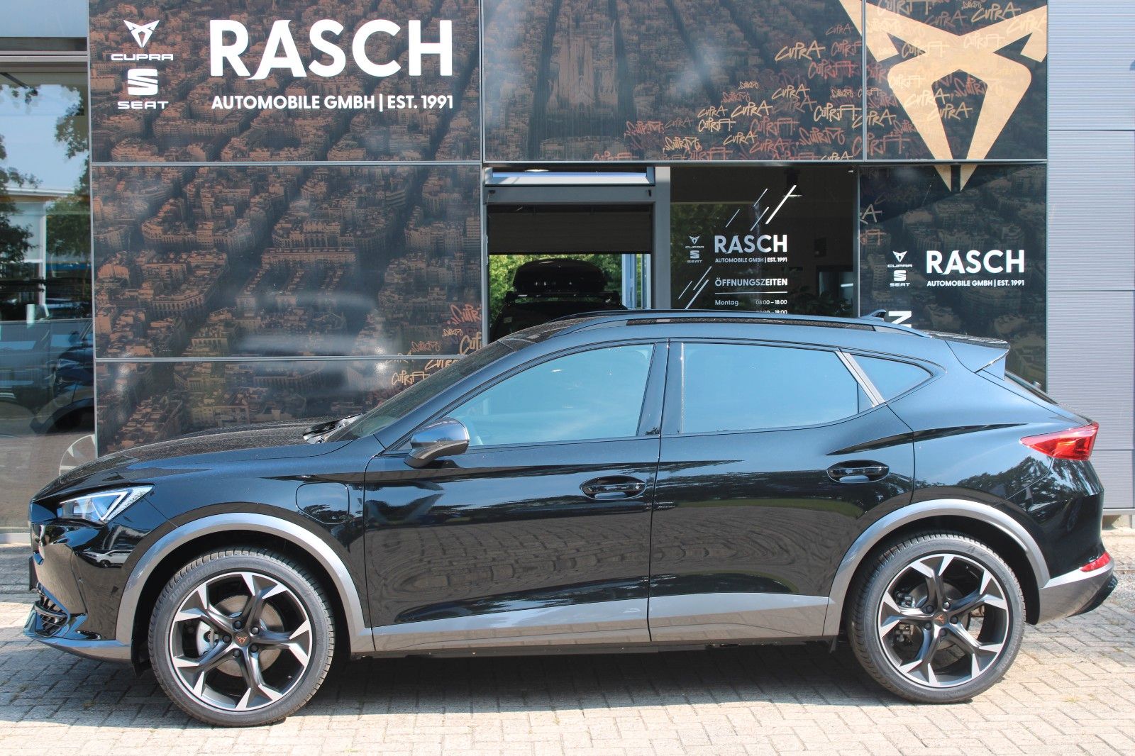 Cupra Formentor 1.4 e-HYBRID DSG +ACC+SHZ+LED+AHK+PDC+