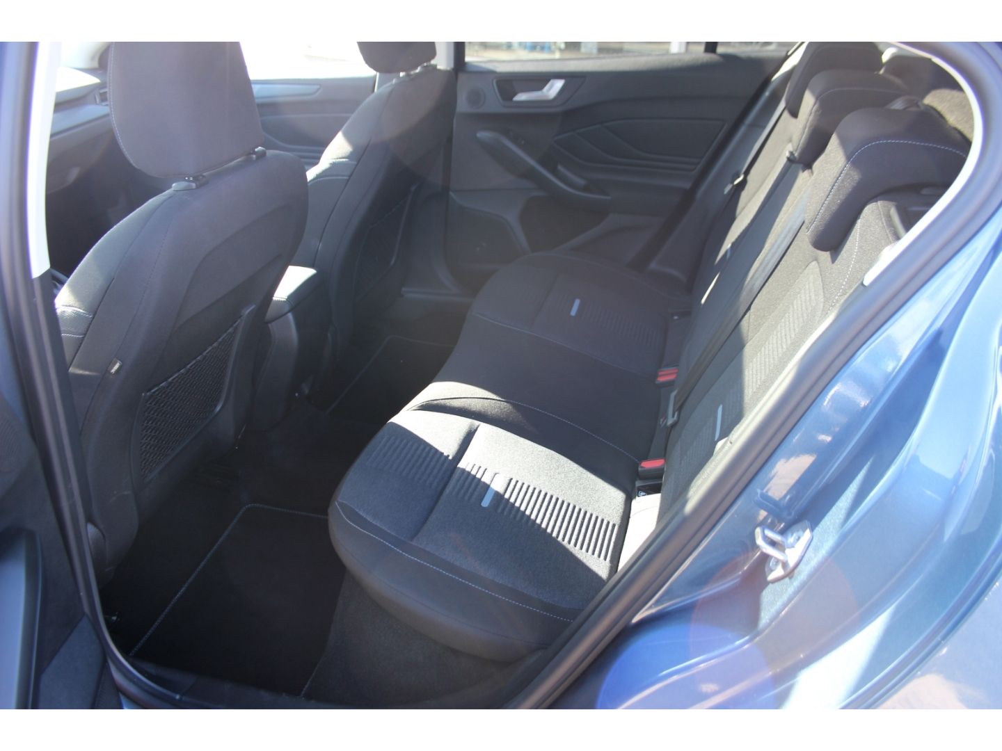 Ford Focus 1.0 Active X Matrix AHZV P-Dach 18'' B&O