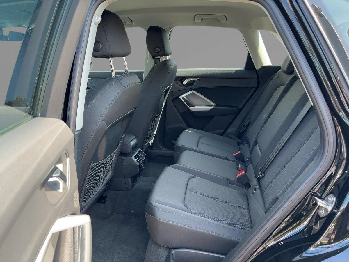 Audi Q3 40 TFSI quattro - Samsaru's Car Outlet