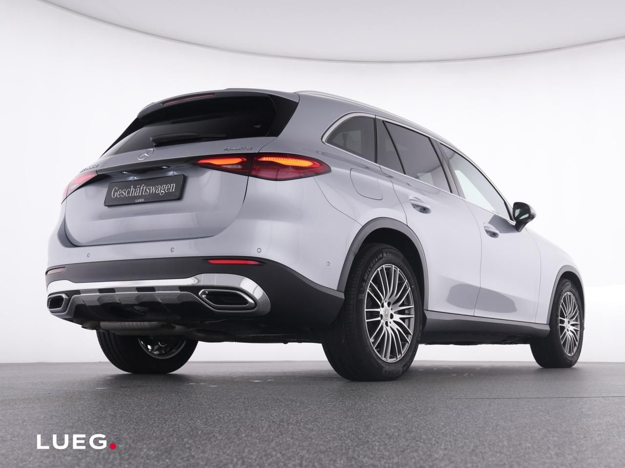 Mercedes-Benz GLC 220 d 4M AVANTGARDE+19''+PANO+AHK+DIG.LIGHT+