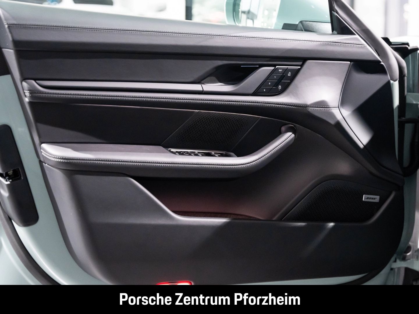 Porsche Taycan 4S Cross Turismo BOSE Panoramadach LED