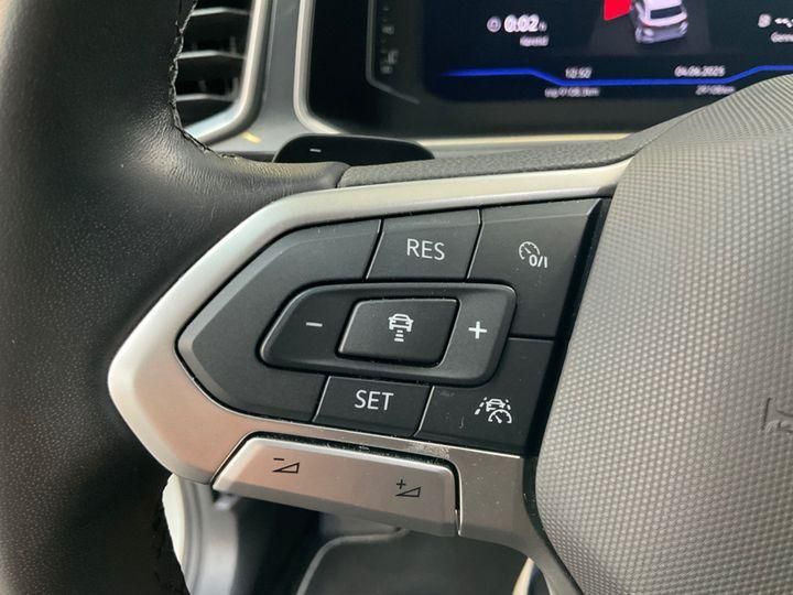 Volkswagen T-Roc 1.5 TSI STYLE - Samsaru's Car Outlet