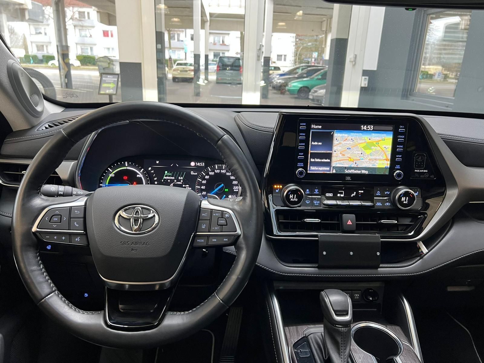Toyota Highlander Executive Taxi