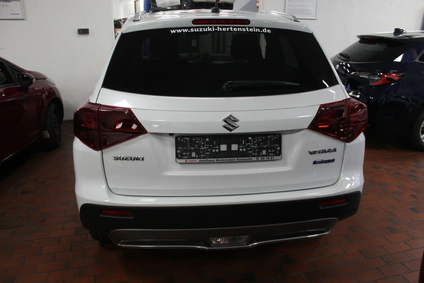 Suzuki Vitara 1.4 Boosterjet Comfort Hybrid - Samsaru's Car Outlet