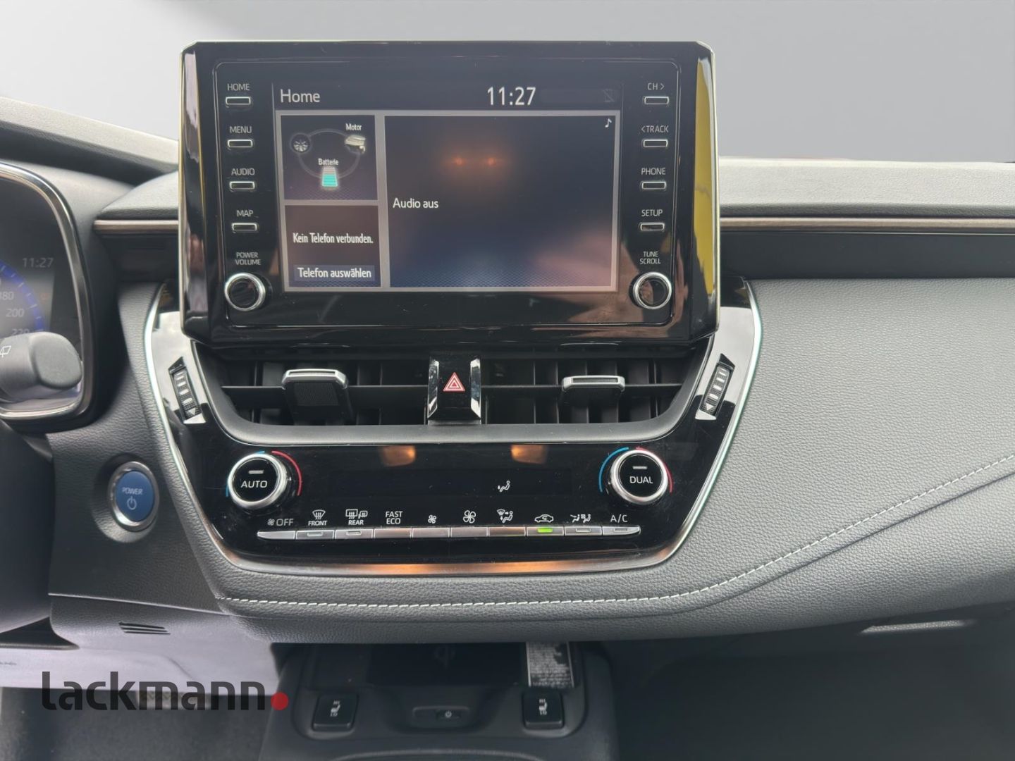 Toyota Corolla 1.8 Hybrid TS - Samsaru's Car Outlet