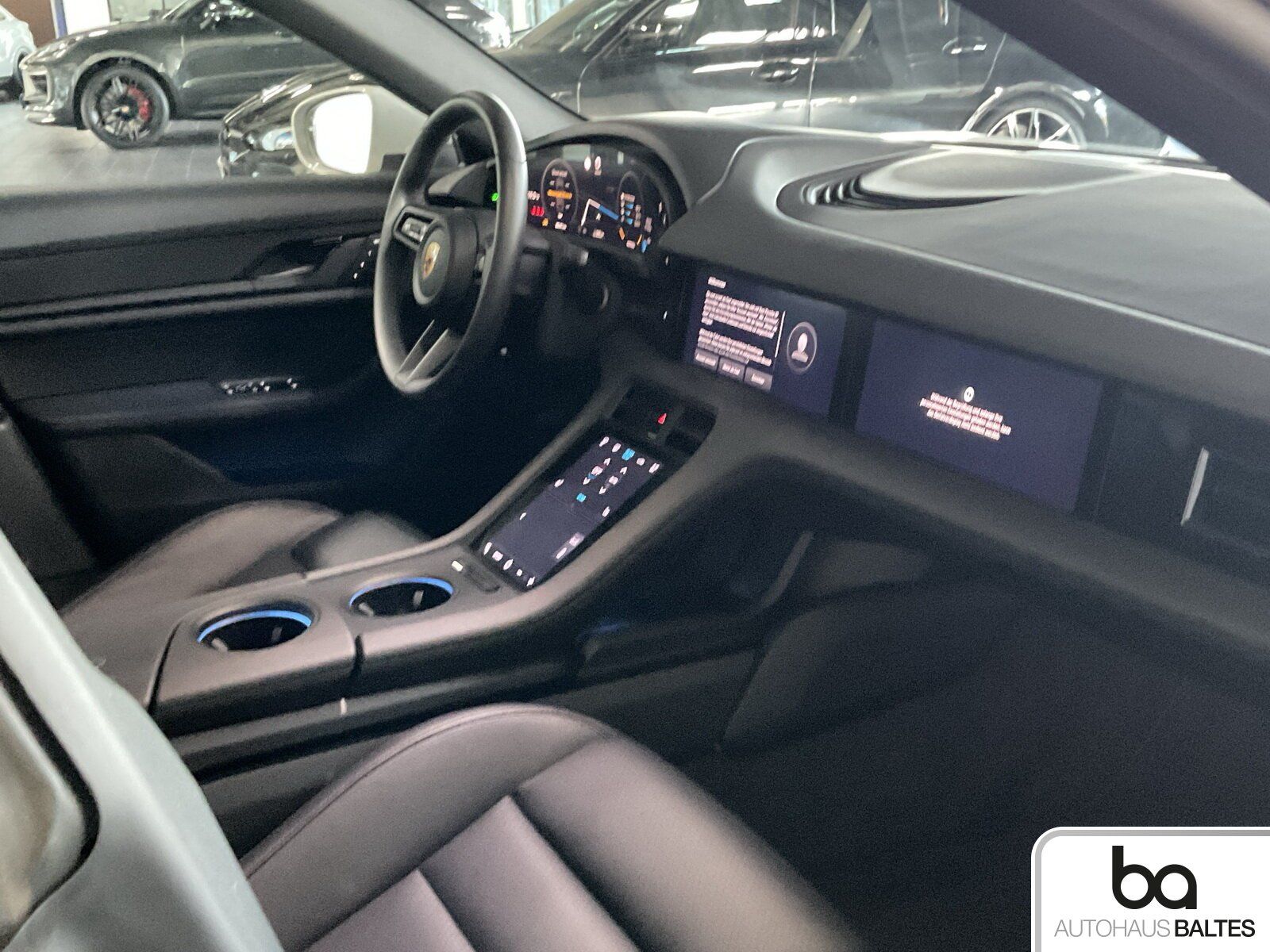 Porsche Taycan Cross Turismo 4 Pano/4+1/Inno/21/360/Voll