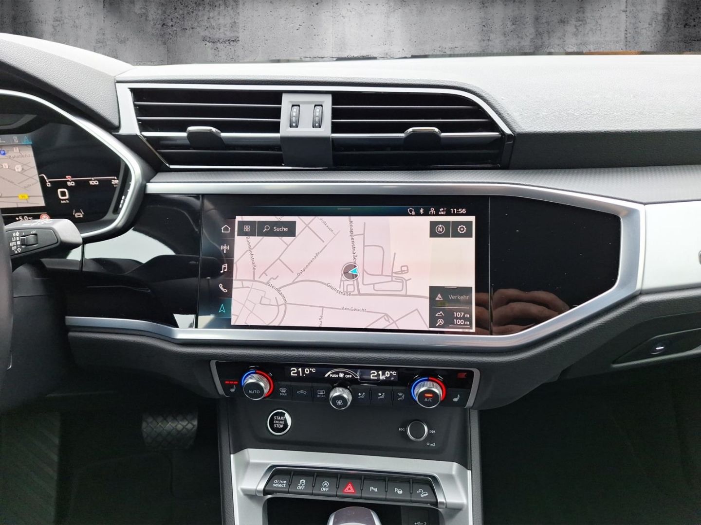 Audi Q3 40 2.0 TDI quattro - Samsaru's Car Outlet