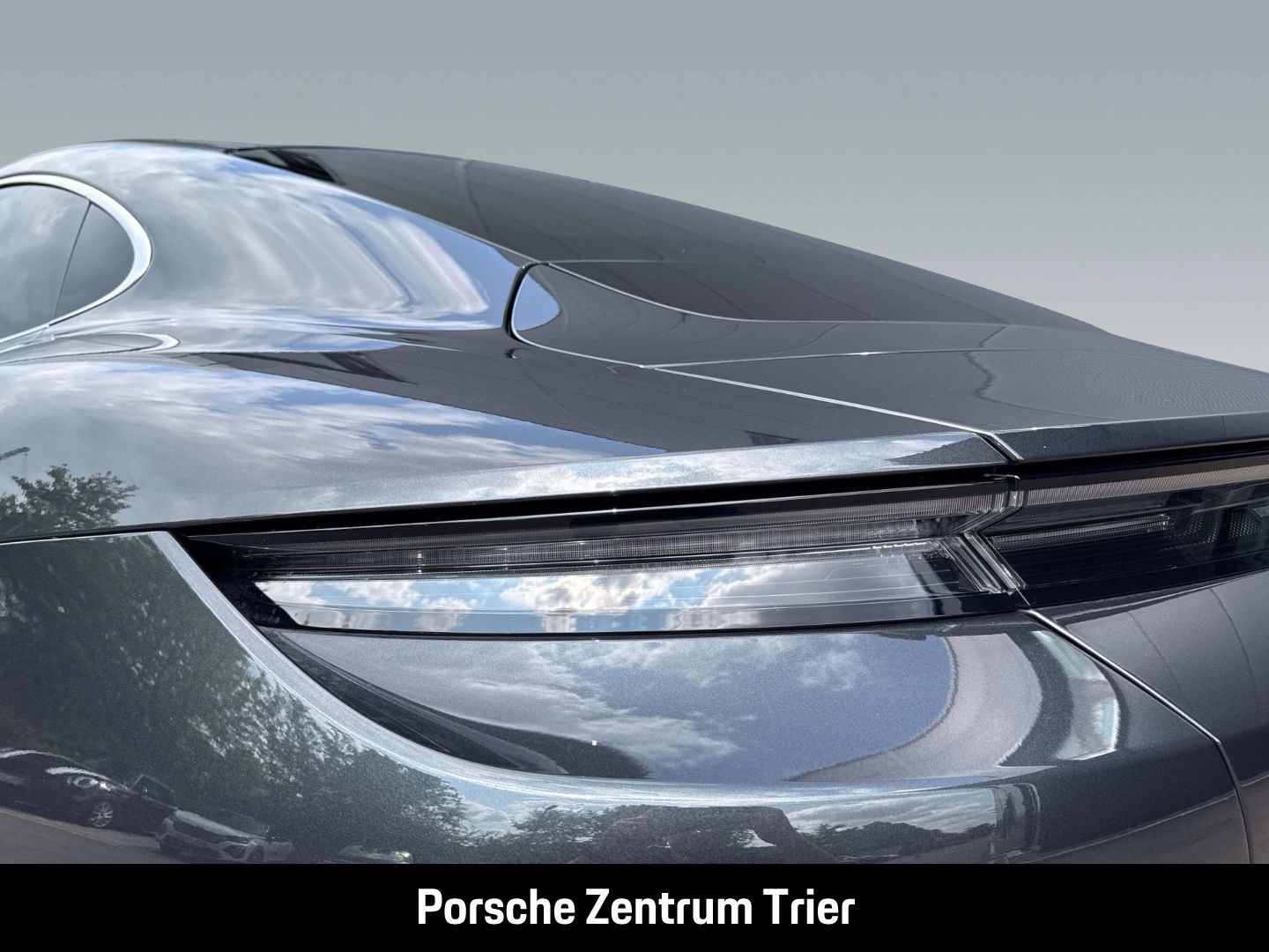 Porsche Taycan Turbo BOSE Panoramadach InnoDrive LED