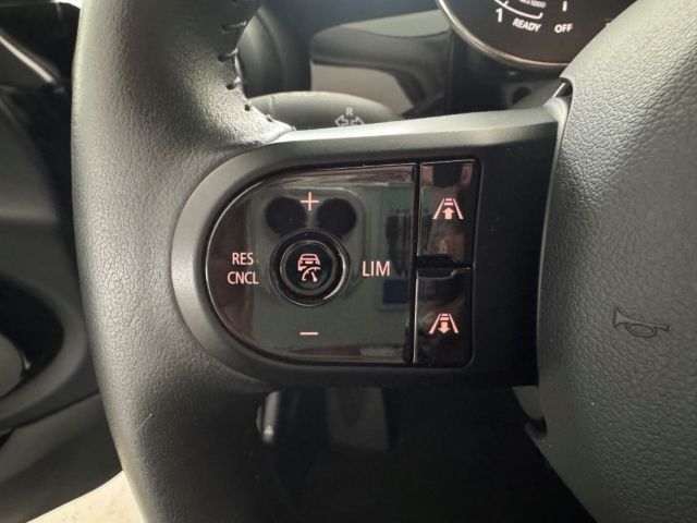 MINI Cooper S - Samsaru's Car Outlet