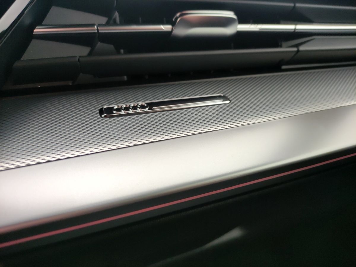 Audi A3 Sportback 45 TFSI e S-TR S-LINE - Samsaru's Car Outlet