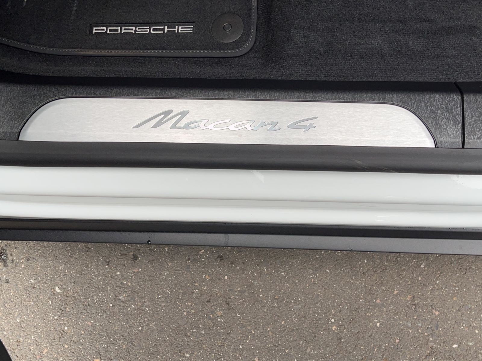 Porsche Macan 4