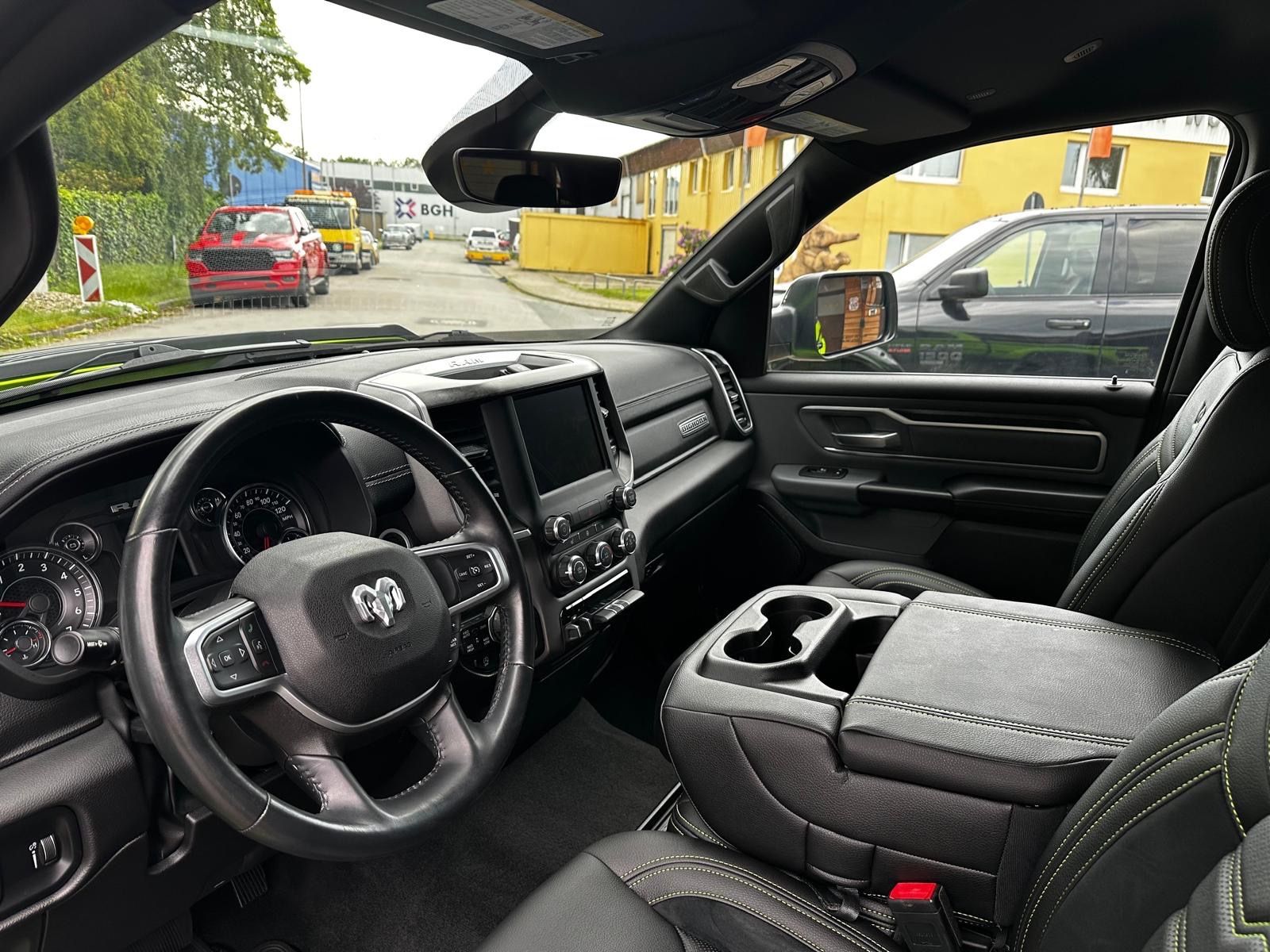 Dodge LIMITED*V8*4X4*AHK*LED*BÜGEL*OFFROAD*GARANTIE*