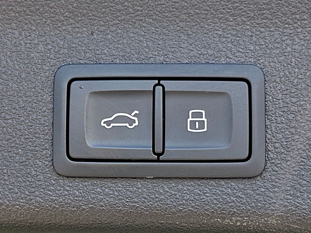 Audi RS6 Avant performance BLACK HUD LASER 360°STHZG