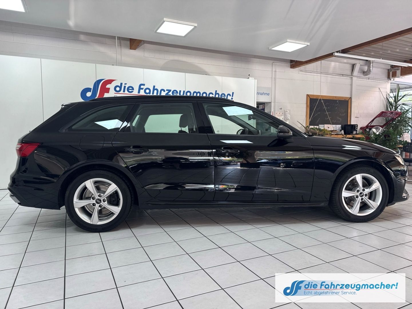 Audi A4 Avant 35 TDI advanced - Samsaru's Car Outlet