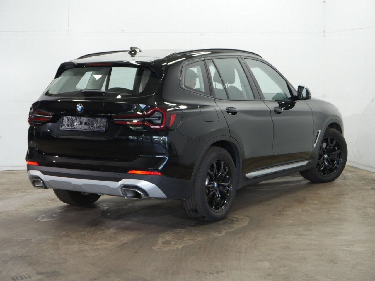 BMW X3 xDrive20d LiveCPr - Samsaru's Car Outlet