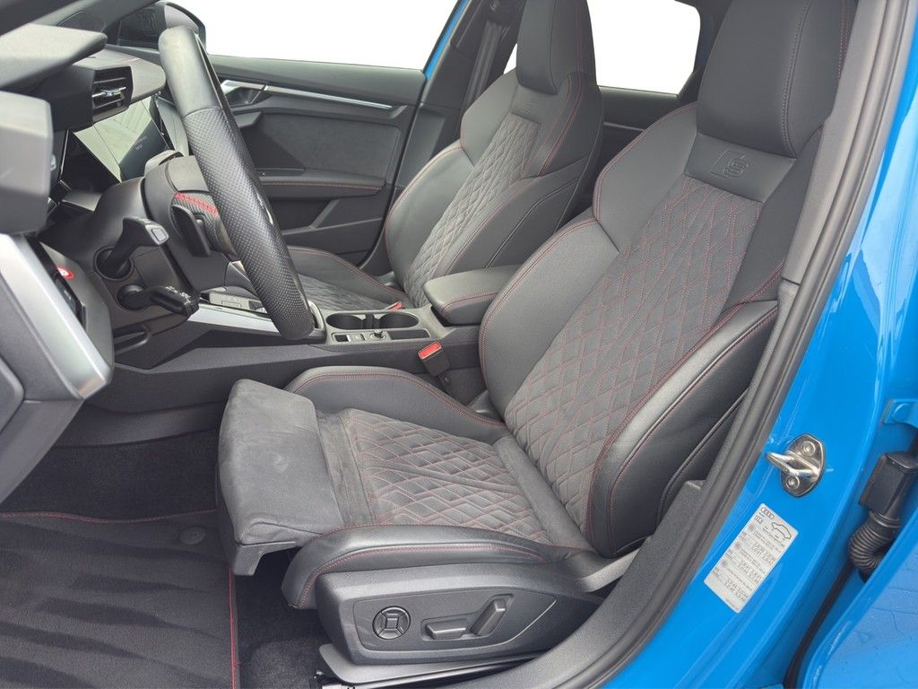 Audi A3 Sportback 45 TFSI e  S tronic S line B&O*MATR