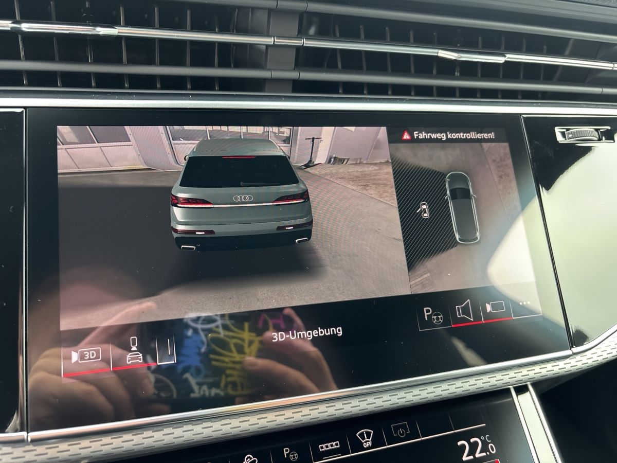 Audi Q7 SUV S line 50 TDI qu. tiptr. Laser PANO HUD